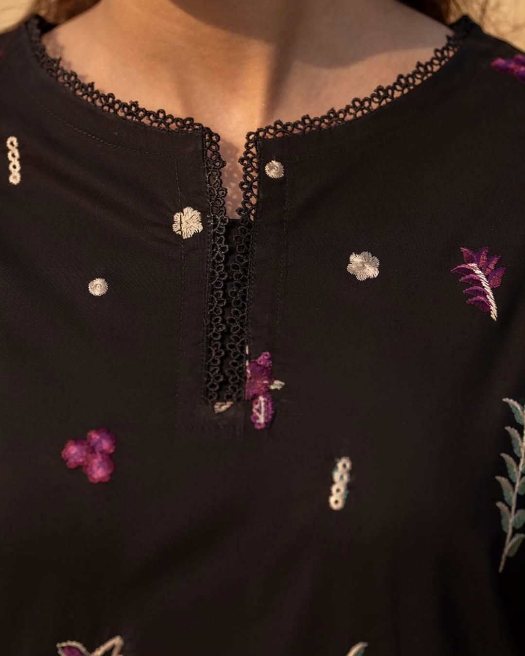 Dreem Embroidered 3pc royal lifestyle collections