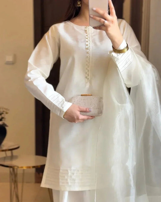 Hoor Lawn 3pc royal lifestyle collections