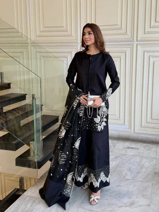 LAILA EMBROIDED 3PC Royal Lifestyle Collections