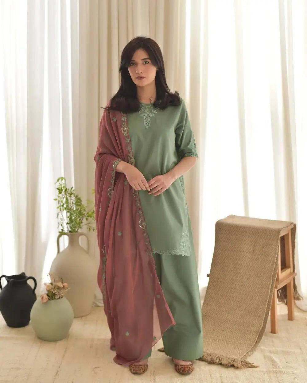AIRA LAWN 3PC royal lifestyle collections