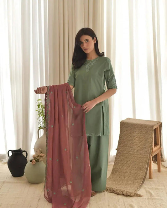 AIRA LAWN 3PC royal lifestyle collections