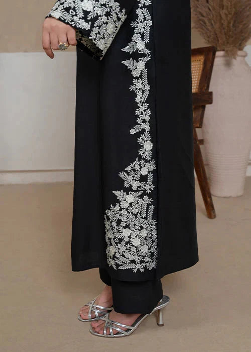 Royal Black Margarita Embroidered 2pcs Royal Lifestyle Collections