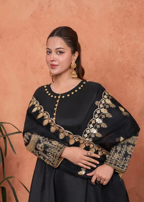 Royal Zuri Black Premium Embroidered 3pcs Royal Lifestyle Collections