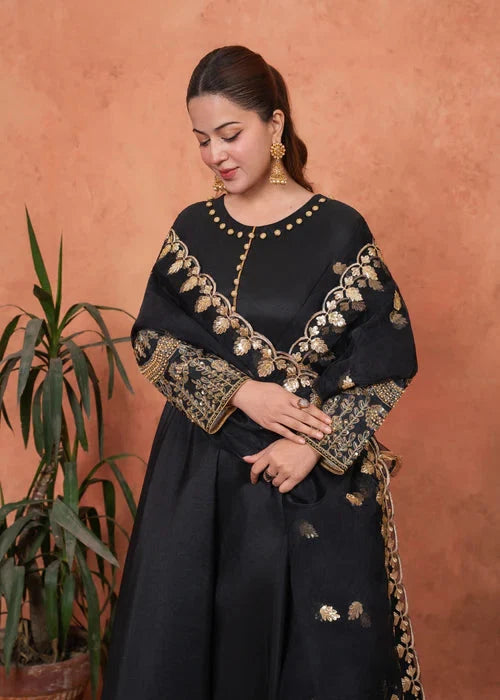 Royal Zuri Black Premium Embroidered 3pcs Royal Lifestyle Collections
