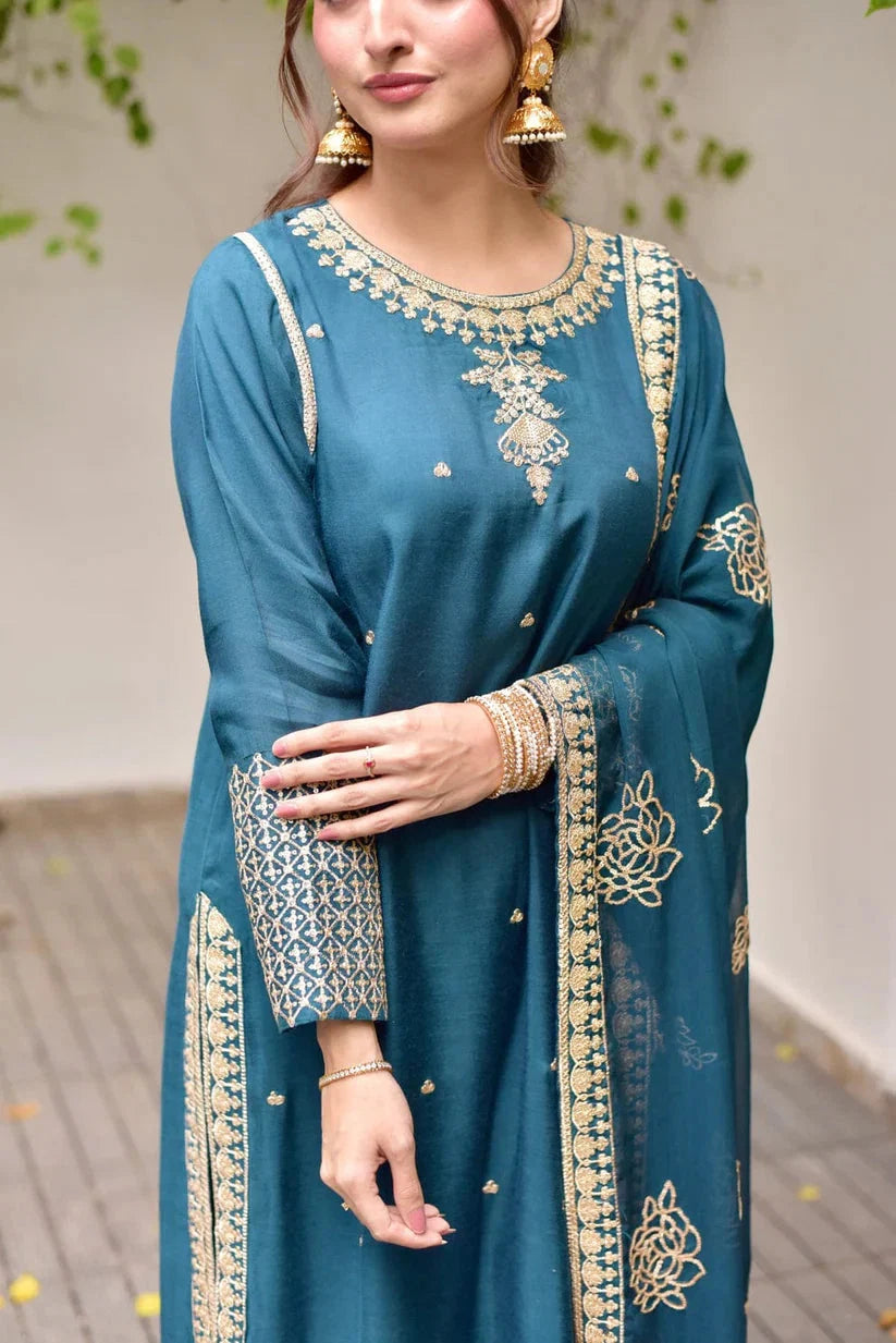 YASMIN EMBROIDED 3PC Royal Lifestyle Collections